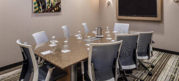斯托本维尔方济各广场贝斯特韦斯特优质酒店(Best Western Plus Franciscan Square Inn and Suites Steubenville)图片