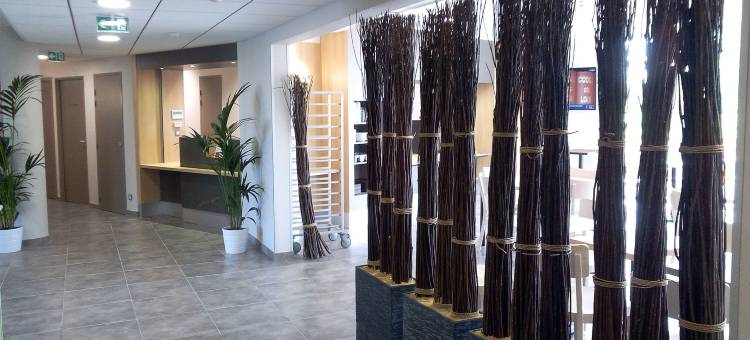 里永克莱蒙特费朗酒店(B&B Hôtel Clermont Ferrand Nord Riom)图片