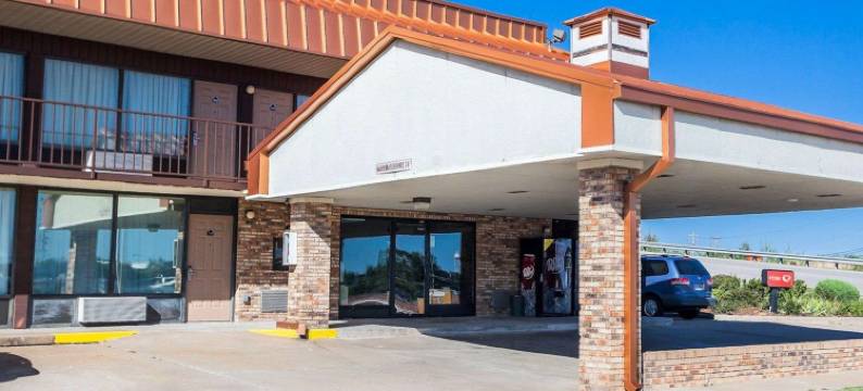 杰佛逊市伊克诺旅馆(Econo Lodge Jefferson City)图片