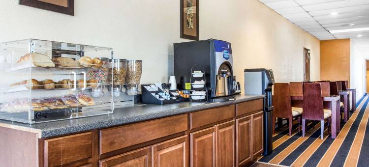 巴特波罗-落基山温德姆速8酒店(Super 8 by Wyndham Battleboro/Rocky Mount)图片