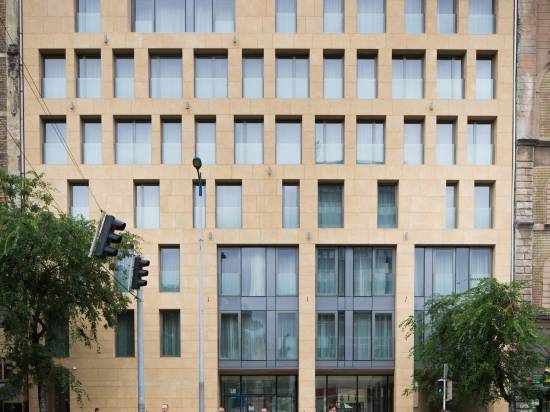 威爾第高級酒店