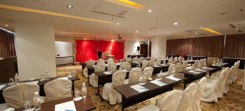 加耶中心酒店(Gaya Centre Hotel)图片