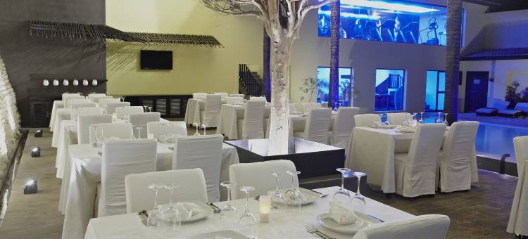 犀牛水疗度假酒店(The Rhino Resort Hotel & Spa)图片