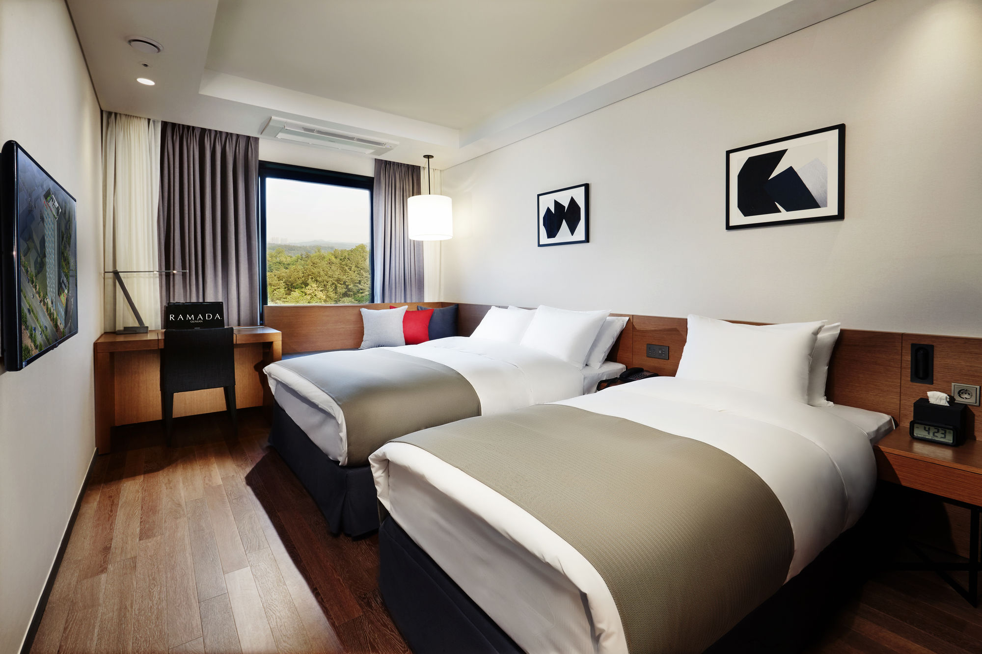 Ramada by Wyndham GunsanOver view