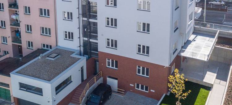 贝罗约尔斯卡市中心套房酒店(DownTown Suites Belohorska)图片