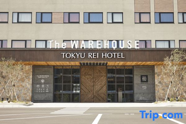 ロンドン ヒースロー空港 羽田空港 飛行機時刻表 Navitime Transit