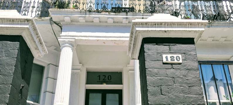 荷兰公园生活开放式公寓酒店(Holland Park Lifestyle Studios)图片