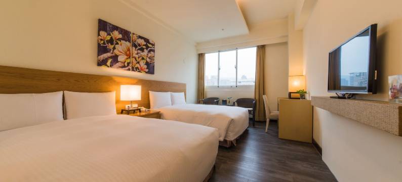 承攜行旅學產文教會館高雄美術館图片