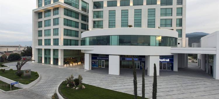 温德姆华美达酒店及套房-伊兹密尔凯马尔帕萨(Ramada Hotel & Suites by Wyndham Izmir Kemalpasa)图片
