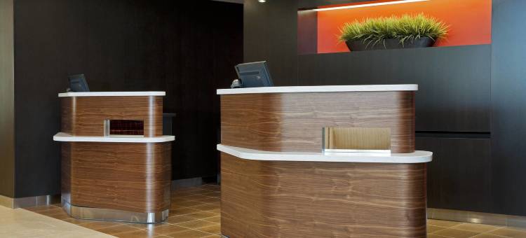 芝加哥埃尔姆赫斯特/奥克布鲁克地区万怡酒店(Courtyard Chicago Elmhurst/Oakbrook Area)图片