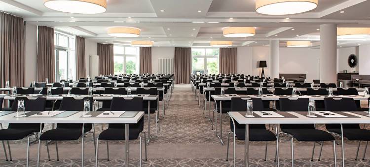 特斯图根堡维克托住宅式酒店(Victor's Residenz-Hotel Teistungenburg)图片