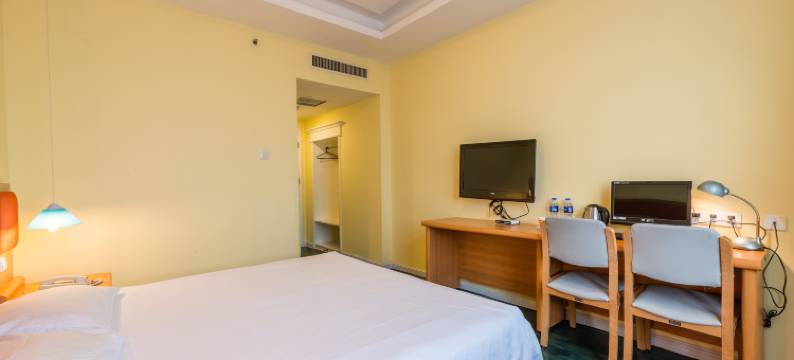 君荷精品酒店(郑汴路中原国际博览中心店)图片