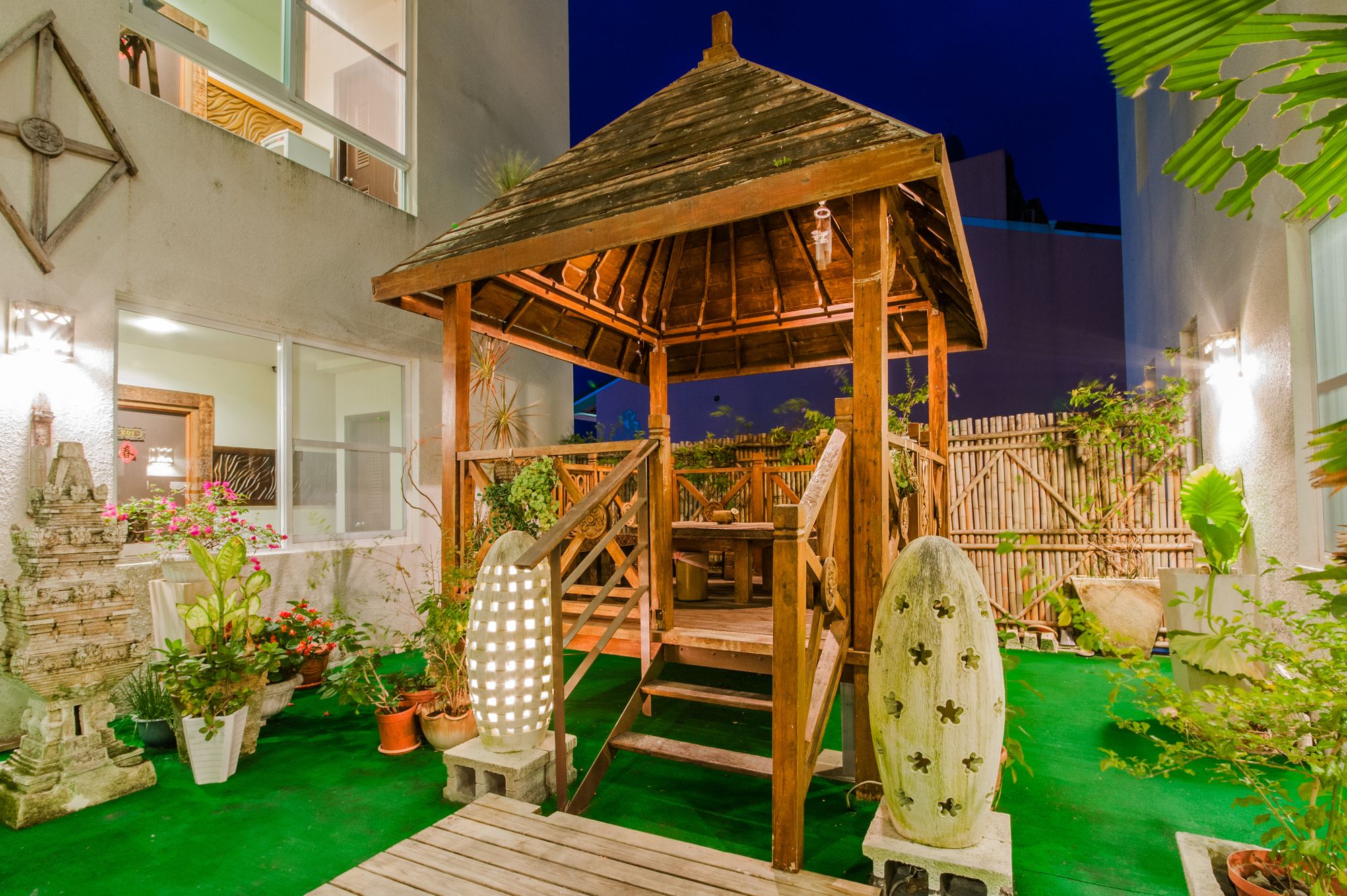 Seasons Bali Fashion InnsHotel Overview