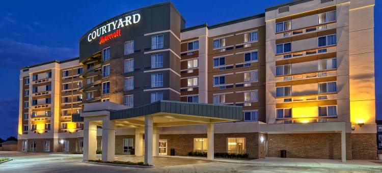 韦斯特伯里长岛万怡酒店(Courtyard Westbury Long Island)图片