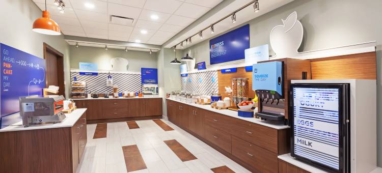 Holiday Inn Express & Suites Lenexa - Overland Park Area图片