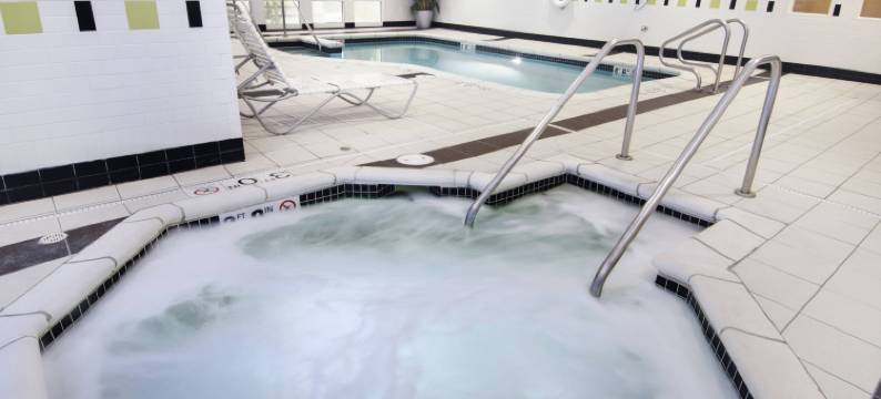 罗克福德万枫酒店及套房(Fairfield Inn & Suites Rockford)图片