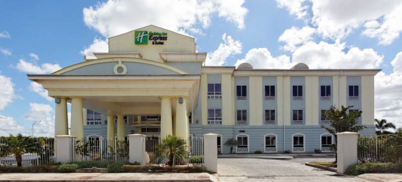 Holiday Inn Express & Suites TRINCITY特立尼达机场(Holiday Inn Express & Suites TRINCITY TRINIDAD AIRPORT by IHG)图片