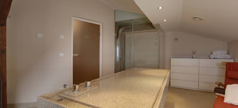 宾茨斯塔德酒店(Strandhotel Binz)图片