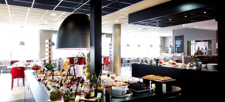 康铂巴黎西沙维尔酒店(Campanile Paris Ouest - Chaville)图片