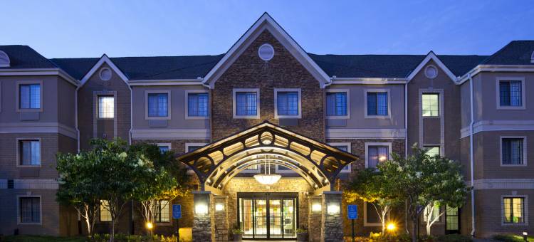 Staybridge Suites MPLS的枫树格罗夫/植树节湖 by IHG(Staybridge Suites Mpls-Maple Grove/Arbor Lakes)图片
