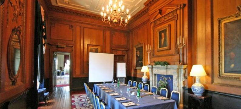 伦利城堡酒店(Lumley Castle Hotel)图片