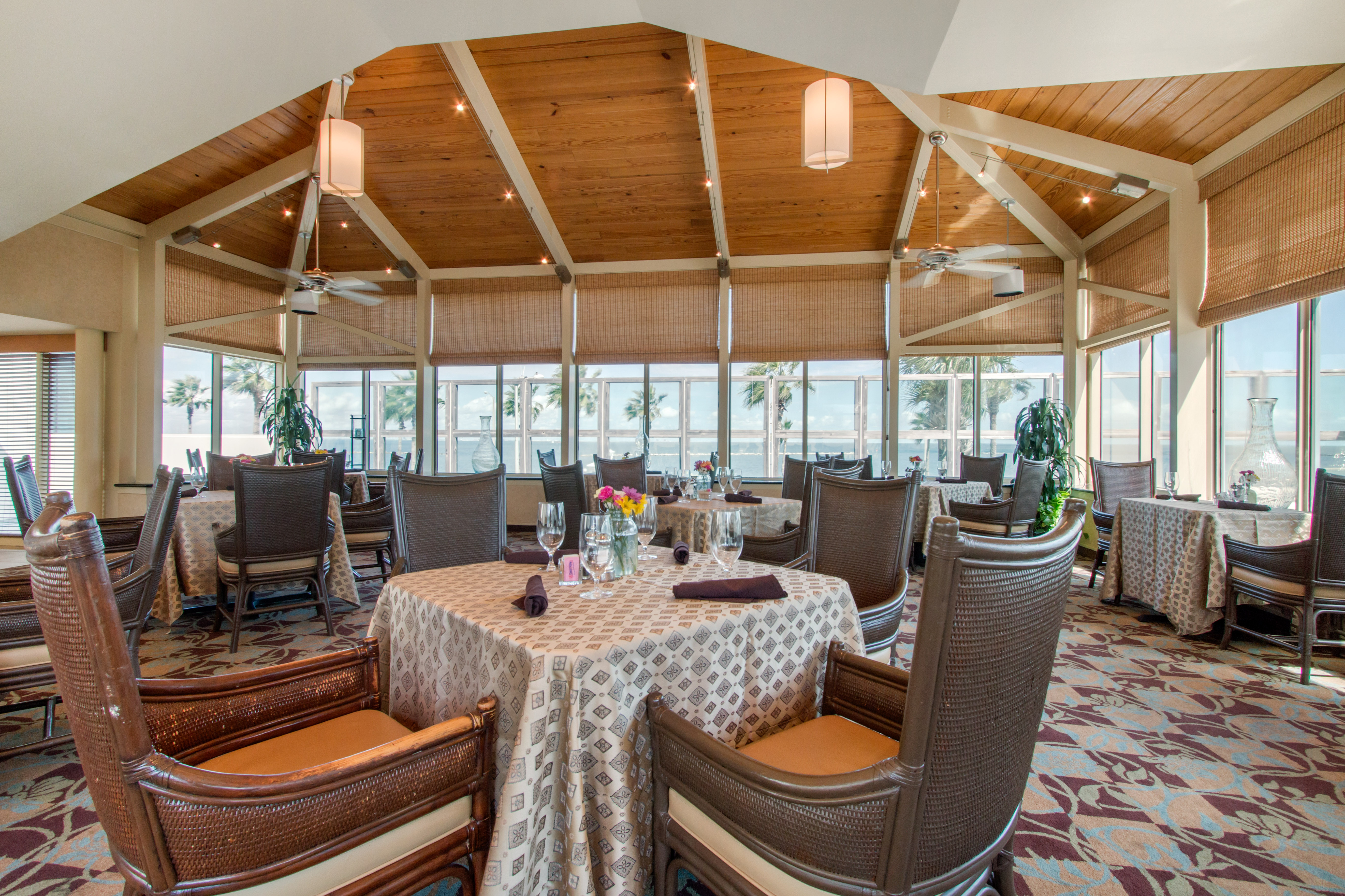 Omni Corpus Christi HotelOver view