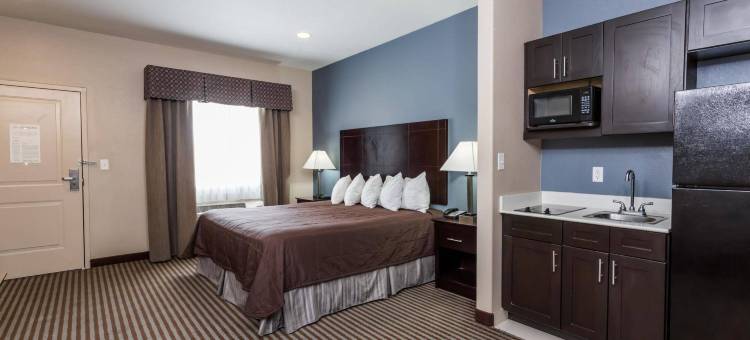 阿特利亚套房酒店(Atria Inn & Suites)图片