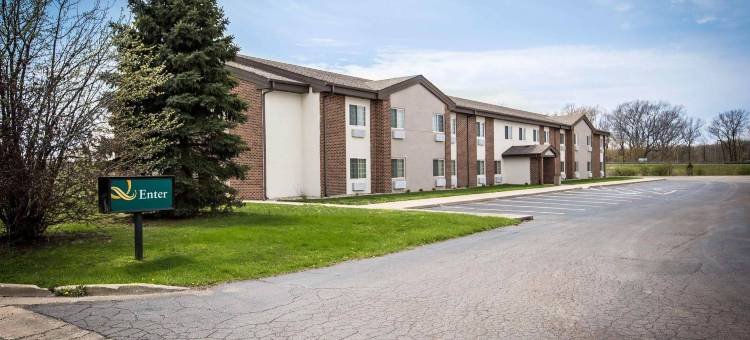 切斯特敦凯艺酒店 - 近印第安纳沙丘国家公园 I-94(Quality Inn Chesterton Near Indiana Dunes National Park I-94)图片