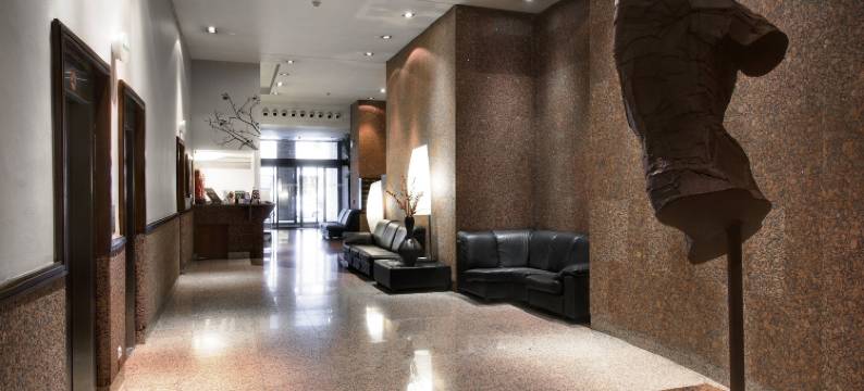 门迪巴尔迪亚套房公寓酒店(Suites Sercotel Mendebaldea)图片