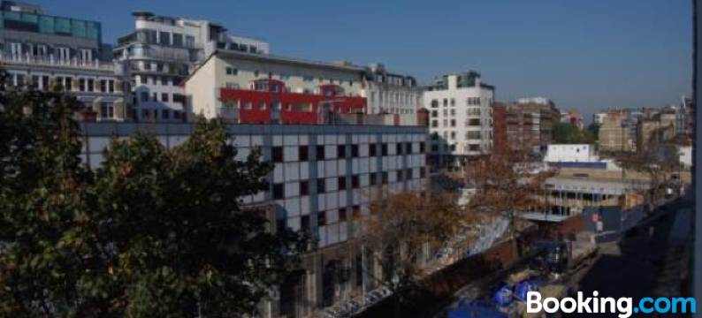 超好克拉肯维尔之家公寓(Elegant Clerkenwell Apartment with Balcony and Lift Near Barbican)图片