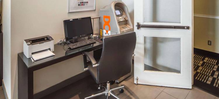 西埃德蒙顿舒适酒店(Comfort Inn West)图片