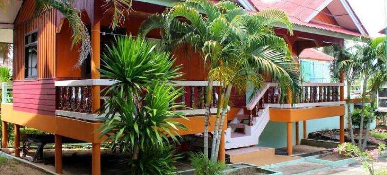 太阳海滩简易别墅旅馆(Sun Beach Bungalows)图片