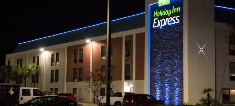 Holiday Inn Express 帕斯卡古拉 - 莫斯点(Holiday Inn Express PASCAGOULA-MOSS POINT by IHG)图片