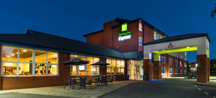 Holiday Inn Express 特伦特河畔的伯顿后(Holiday Inn Express Burton Upon Trent)图片