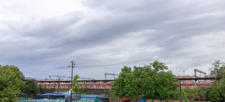 横峰东方精品酒店图片