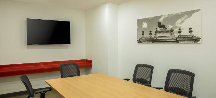 莱昂安塔尔斯舒眠酒店(Sleep Inn Leon Antares)图片