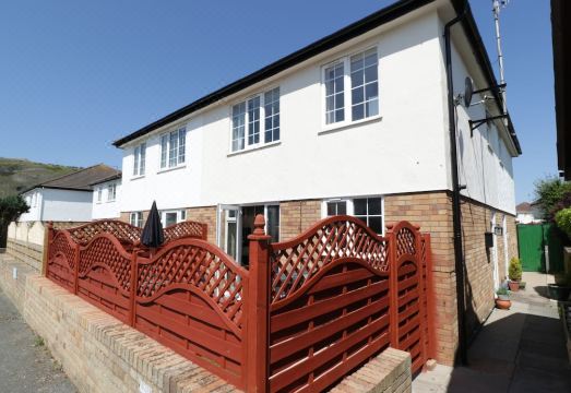 West Shore Cottage Hotel Overview