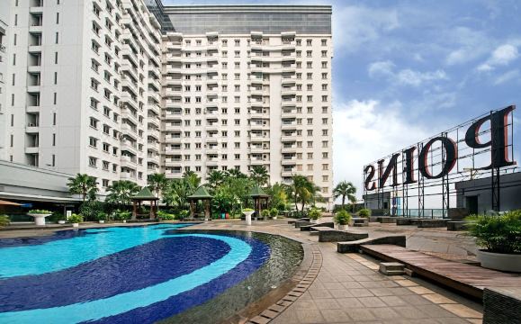 Grand Whiz Poins Simatupang Jakarta Hotel Overview