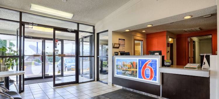 马里兰黑格斯敦 6 号汽车旅馆(Motel 6 Hagerstown, MD)图片