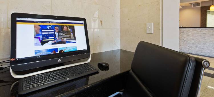 罗阿诺克贝斯特韦斯特套房酒店(Best Western Roanoke Inn  Suites)图片