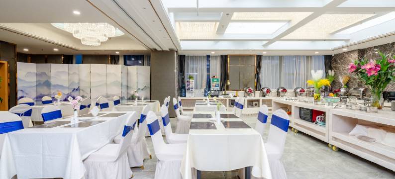 成都蓝色海岸大酒店(郫都店)图片