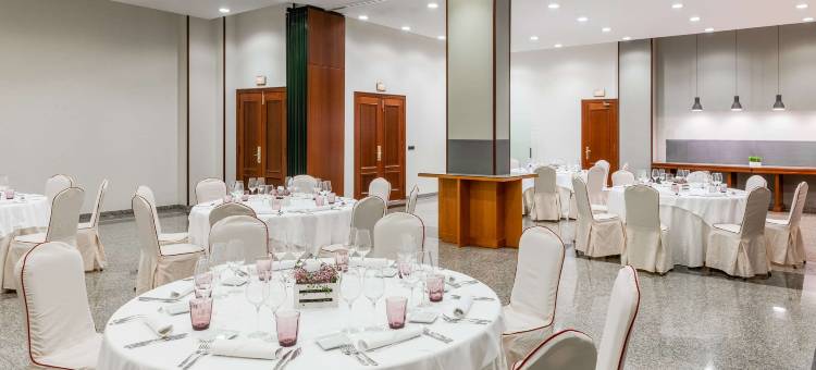 美利亚附属圣地亚哥广场酒店(Hotel Santiago Plaza Affiliated by Meliá)图片