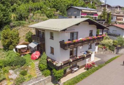 PesjakHotel Overview