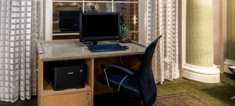 凤凰城西皮奥里亚拉昆塔温德姆套房酒店(La Quinta Inn & Suites by Wyndham Phoenix West Peoria)图片