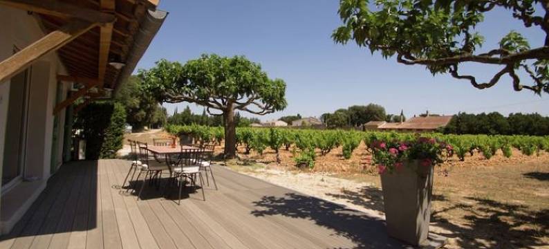 Cozy Holiday Home in Sorgues with Garden图片