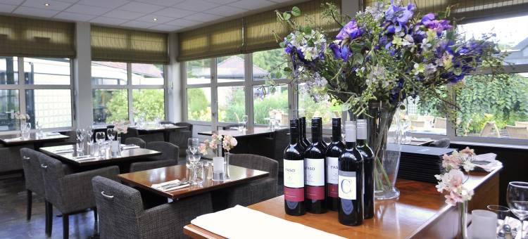 霍德鲁弗莱彻维多利亚餐厅酒店(Fletcher Hotel Restaurant Victoria-Hoenderloo)图片