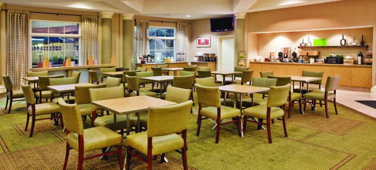 亚特兰大阿尔普哈雷塔拉昆塔温德姆套房酒店(La Quinta Inn & Suites by Wyndham Atlanta Alpharetta)图片