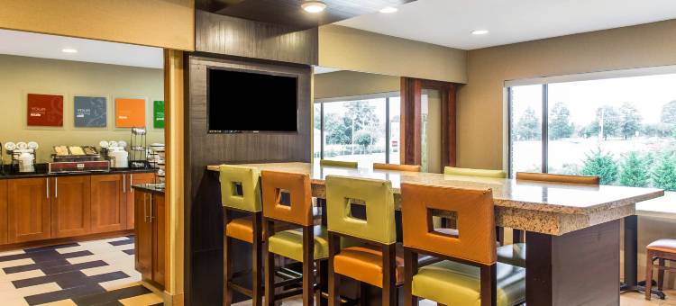 林肯顿凯艺酒店(Quality Inn Lincolnton)图片