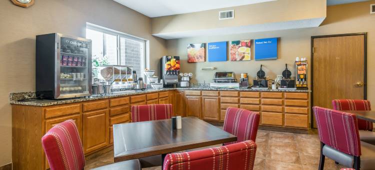 丹佛西阿瓦达站舒适酒店(Comfort Inn Denver West Arvada Station)图片