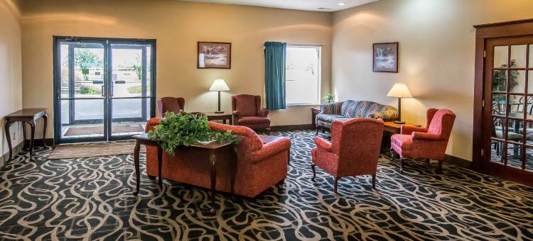门多塔凯艺套房酒店 - 近 I-39(Quality Inn & Suites Mendota Near I-39)图片